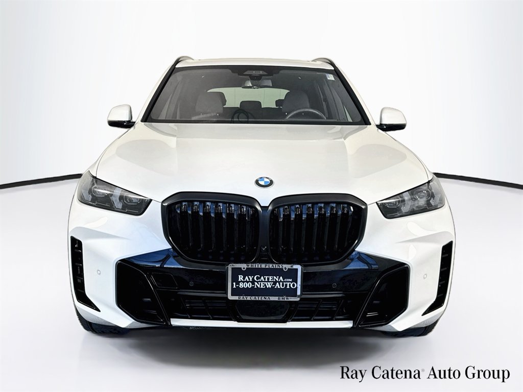 Used 2026 BMW X5 xDrive40i w/ M Sport Package AWD/4WD image 2