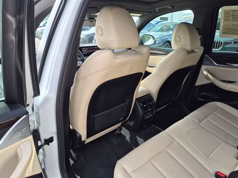 Used 2024 BMW X3 sDrive30i w/ Convenience Package RWD image 36