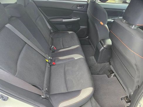 Used 2016 Subaru Crosstrek 2.0i Premium w/ Moonroof Package image 27