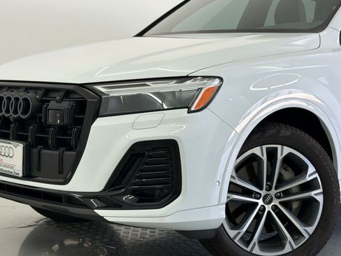 Certified 2026 Audi Q7 2.0T Premium w/ Convenience Plus Package AWD/4WD image 11