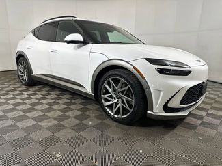 Used 2023 Genesis GV60 Advanced video 2