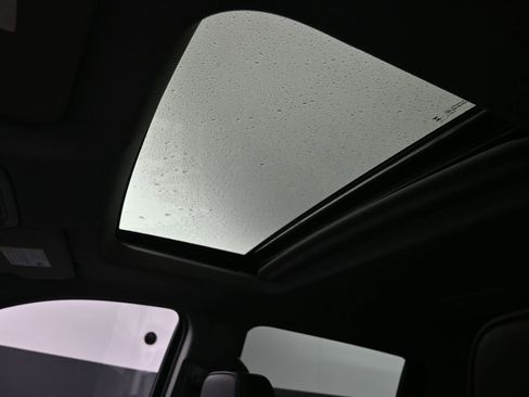 Used 2024 GMC Sierra 2500 Denali w/ Technology Package image 28