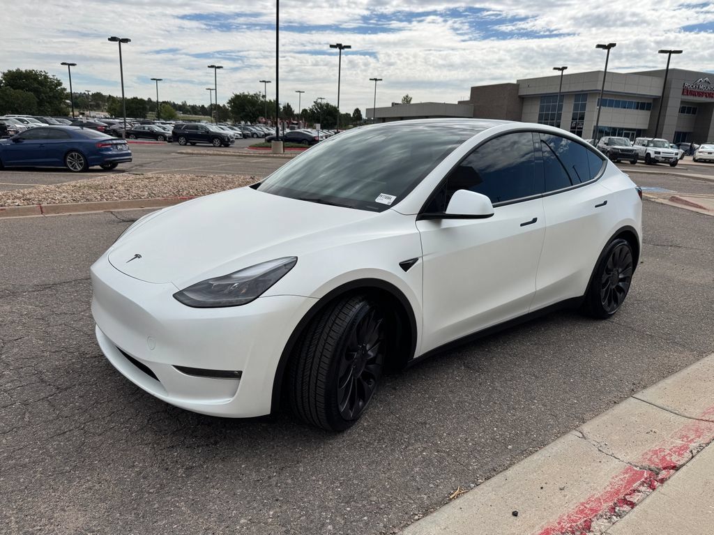 Used 2023 Tesla Model Y Long Range AWD/4WD image 4