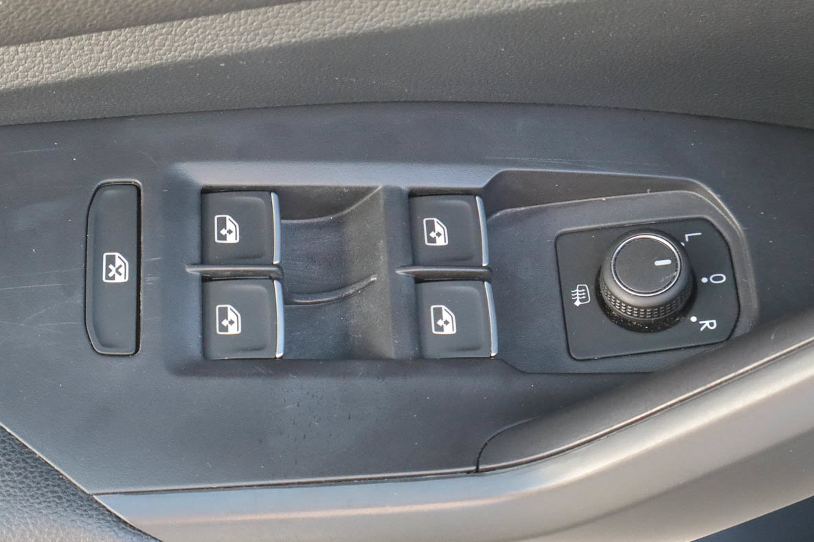 Used 2025 Volkswagen Jetta Sport FWD image 14