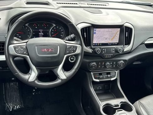 Used 2022 GMC Terrain SLT w/ Infotainment Package II FWD image 7