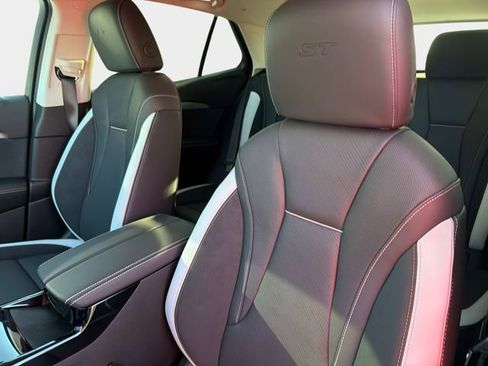 New 2026 Buick Envision Sport Touring image 20