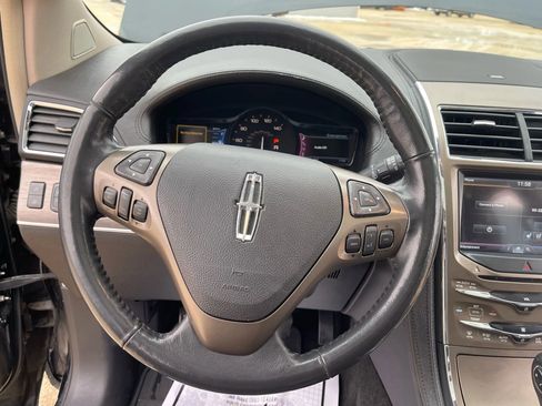 Used 2011 Lincoln MKX AWD w/ Sight & Sound Pkg image 18