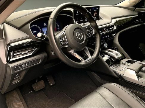 Used 2023 Acura MDX SH-AWD w/ Technology Package image 12