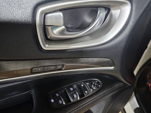 Used 2018 INFINITI QX60 Luxe w/ Premium Plus Package image 26