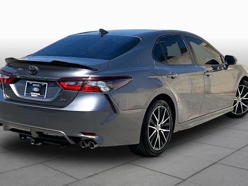 Used 2021 Toyota Camry SE FWD image 13