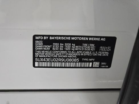 Used 2024 BMW X5 xDrive50e w/ M Sport Package AWD/4WD image 34