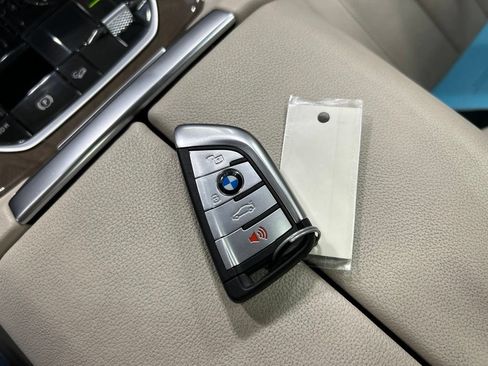 Used 2021 BMW X5 xDrive40i w/ Executive Package AWD/4WD image 26