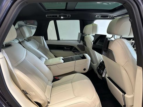 New 2025 Land Rover Range Rover Autobiography AWD/4WD image 14