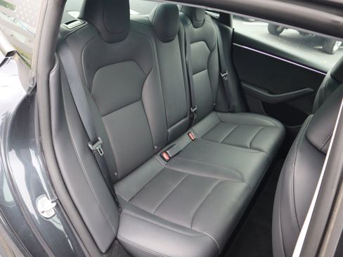 Used 2025 Tesla Model 3 Long Range AWD/4WD image 4