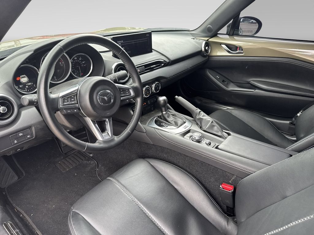 Used 2024 MAZDA MX-5 Miata RF Grand Touring w/ Weather Package RWD image 10