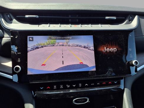 New 2026 Jeep Grand Cherokee L Limited AWD/4WD image 6