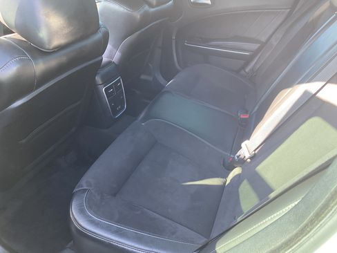 Used 2019 Dodge Charger Scat Pack w/ Dynamics Package RWD image 20