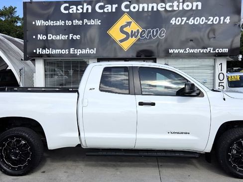 Used 2018 Toyota Tundra SR5 w/ SR5 Upgrade Package AWD/4WD image 6