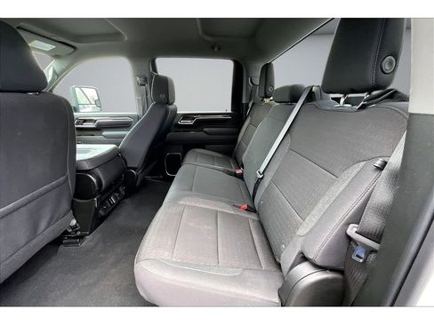 Used 2025 Chevrolet Silverado 2500 LT w/ Convenience Package AWD/4WD image 27