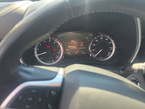 Used 2023 Toyota Highlander XLE FWD image 9