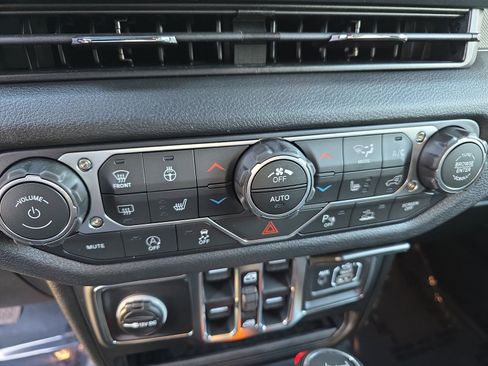 New 2026 Jeep Wrangler Sport S image 21