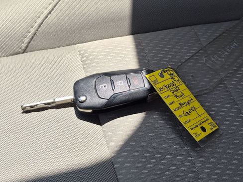 Used 2022 Ford EcoSport S AWD/4WD image 32