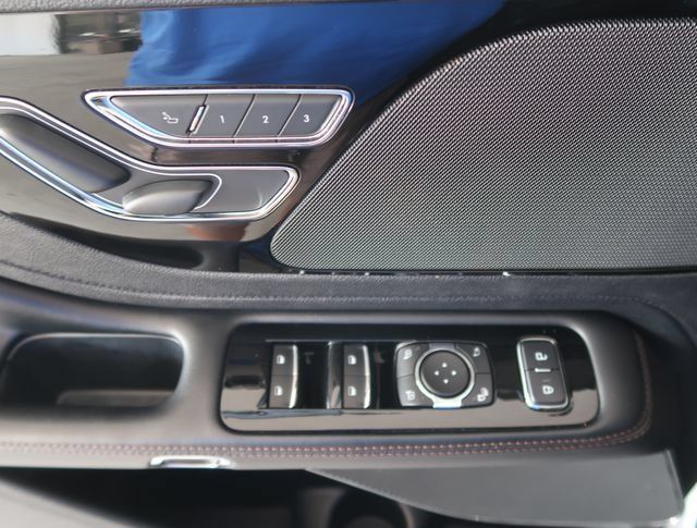 Used 2021 Lincoln Aviator AWD image 18