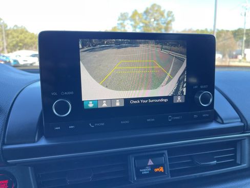 Certified 2023 Honda Pilot Sport image 16