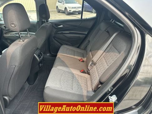 Used 2022 Chevrolet Equinox LT w/ Driver Convenience Package AWD/4WD image 32