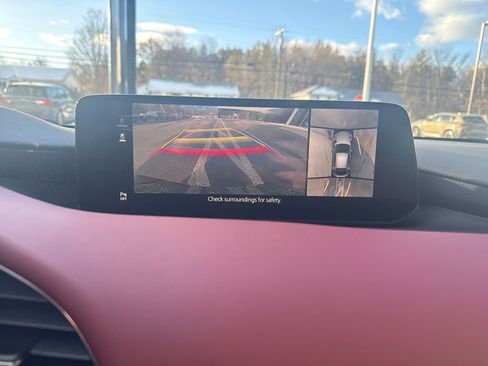 New 2026 MAZDA MAZDA3 Hatchback w/Premium Plus Pkg image 12