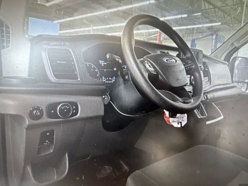 Used 2025 Ford Transit 250 Low Roof w/ Exterior Upgrade Package RWD image 9