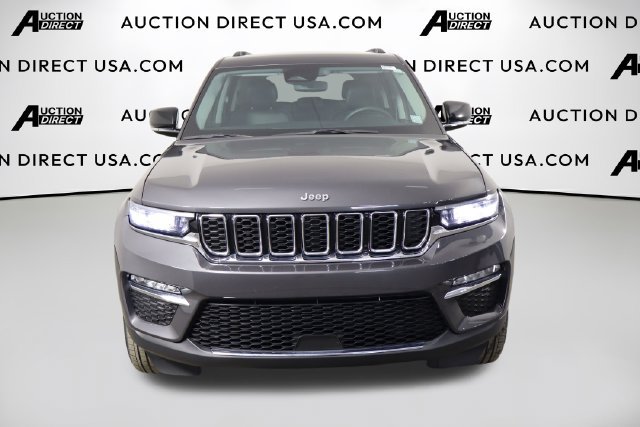 Used 2023 Jeep Grand Cherokee Limited RWD image 2