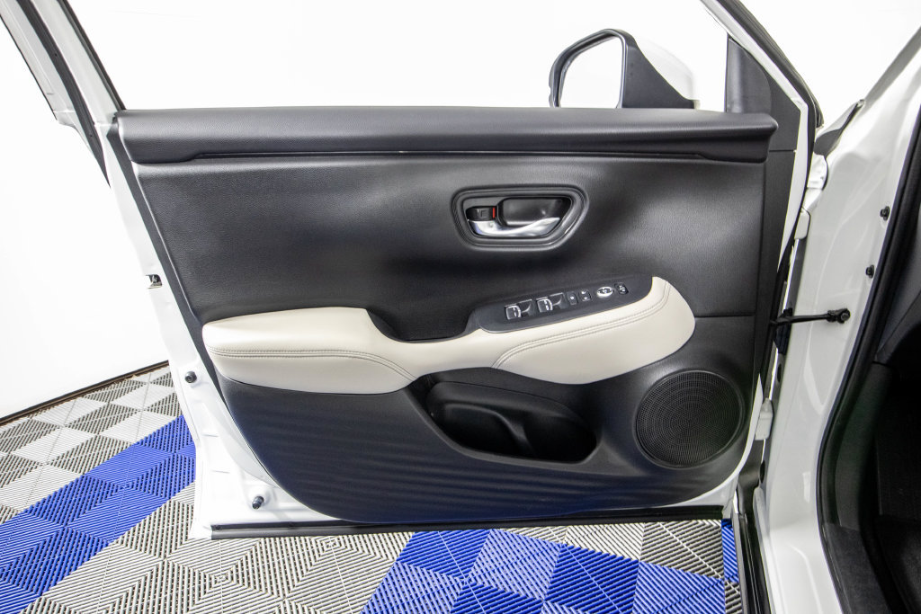 Used 2023 Honda HR-V EX-L image 14
