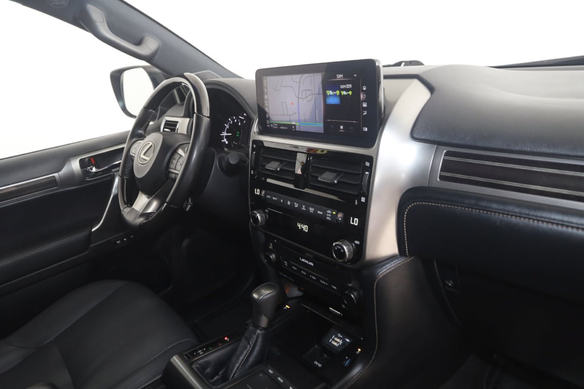 Used 2023 Lexus GX 460 Premium w/ Premium Package AWD/4WD image 37