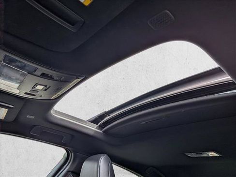 Used 2024 Lexus UX 250h FWD image 15