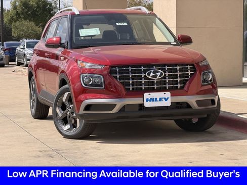 New 2025 Hyundai Venue Limited image 2