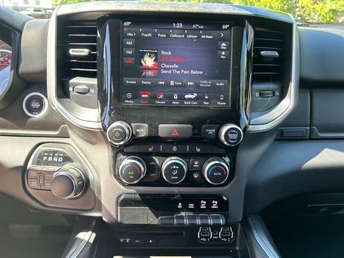 Used 2019 RAM 1500 Big Horn image 19