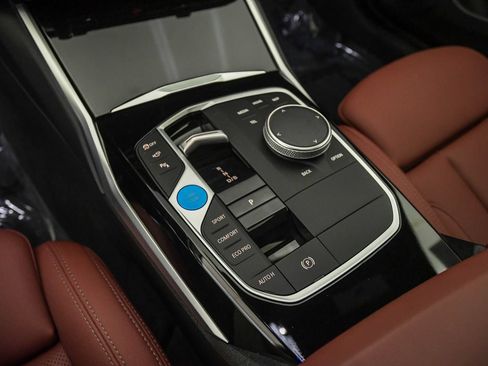 Used 2023 BMW i4 eDrive40 RWD image 19