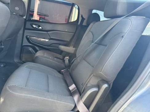 Used 2021 GMC Acadia SLE FWD image 10