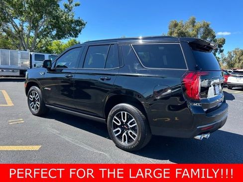 Used 2023 GMC Yukon AT4 w/ AT4 Premium Package image 4