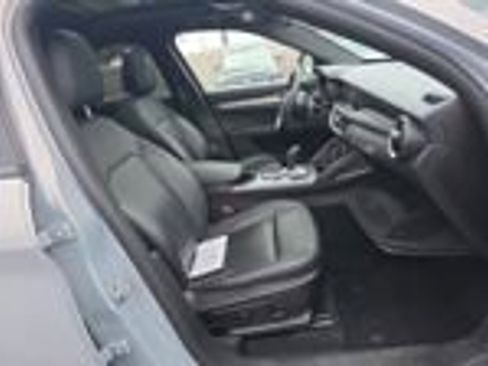Used 2024 Alfa Romeo Stelvio Ti image 20