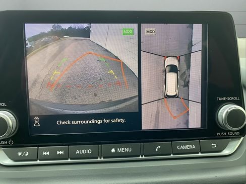 Used 2021 Nissan Rogue SV image 21