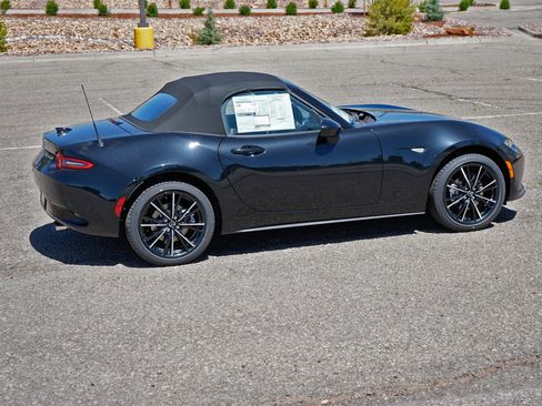 Used 2026 MAZDA MX-5 Miata Grand Touring w/ Weather Package RWD image 10