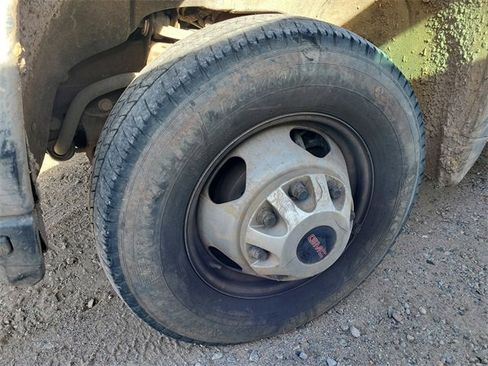 Used 2023 GMC Sierra 3500 Pro w/ Convenience Package image 5