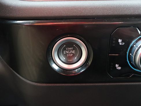 Used 2024 GMC Sierra 1500 Elevation image 35