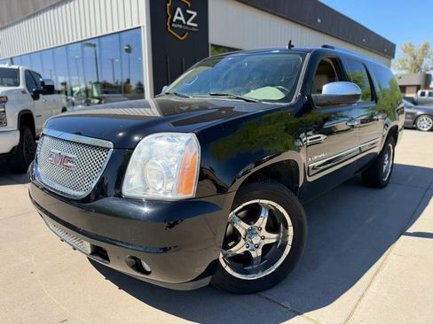 Used 2007 GMC Yukon XL Denali image 1