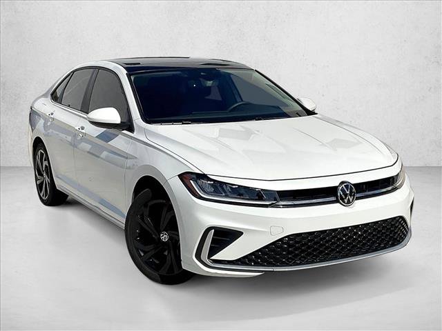 Used 2025 Volkswagen Jetta SE FWD image 11