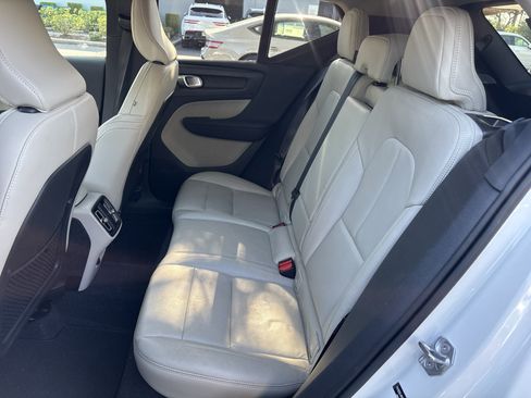 Used 2021 Volvo XC40 T5 Inscription AWD/4WD image 10