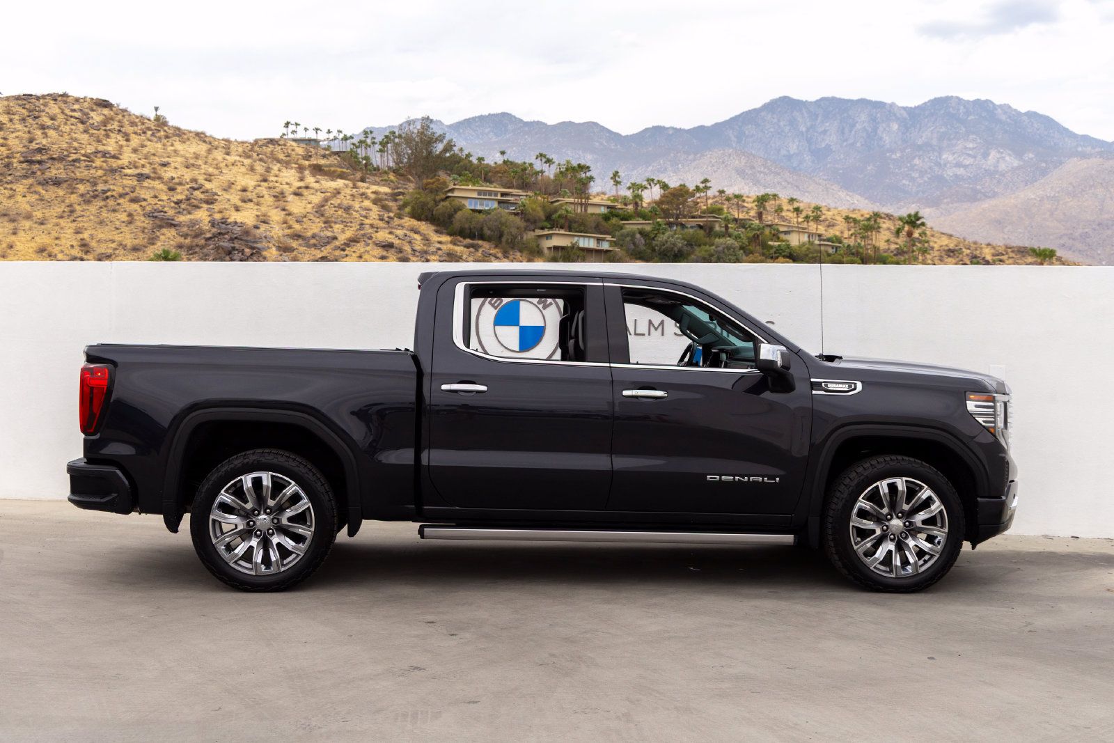 Used 2023 GMC Sierra 1500 Denali w/ Denali Reserve Package AWD/4WD image 6