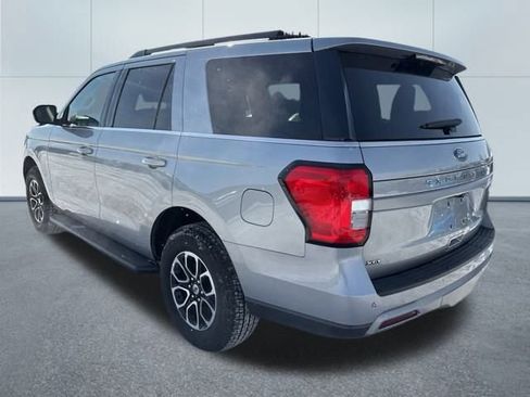 Used 2024 Ford Expedition XLT image 2